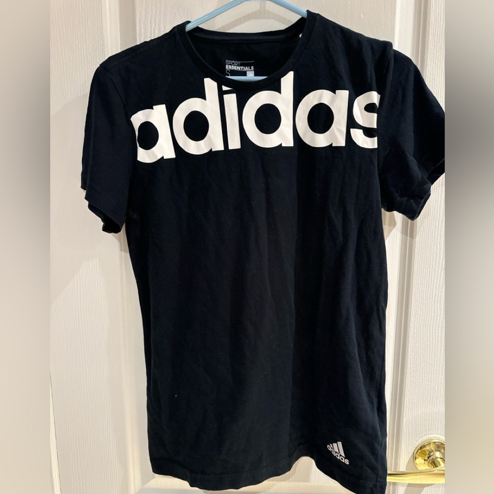 Adidas top